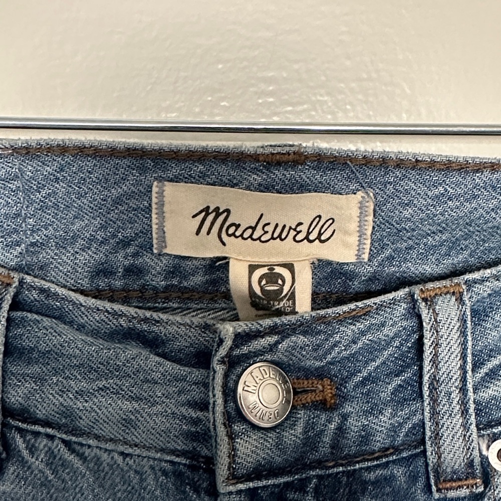 Madewell Dean Easy Straight Jeans - Picture 10 of 12